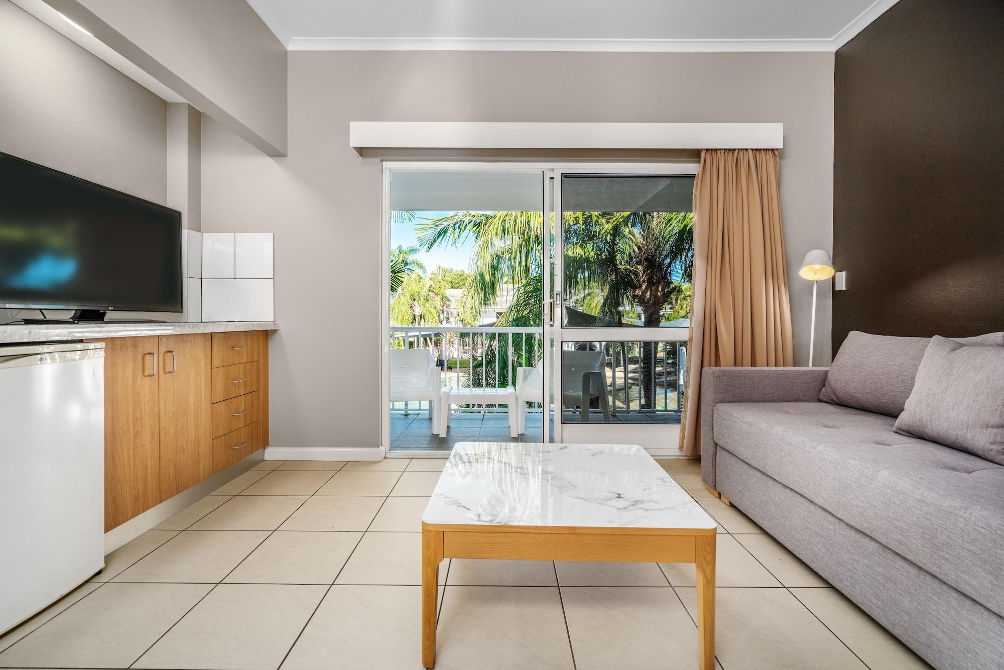Hotel Grand Chancellor Palm Cove Exterior photo