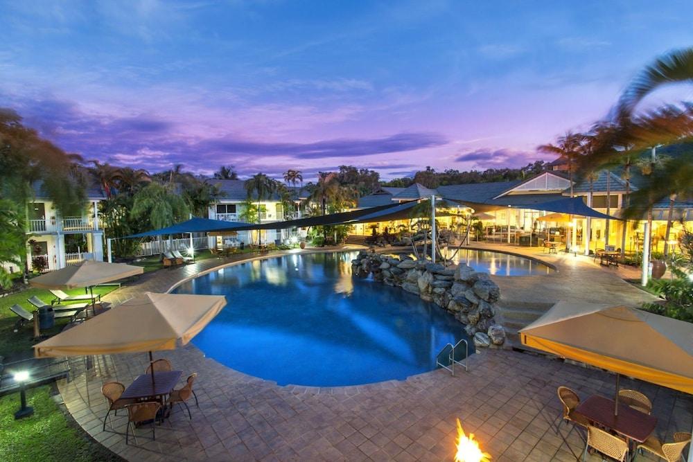 Hotel Grand Chancellor Palm Cove Exterior photo