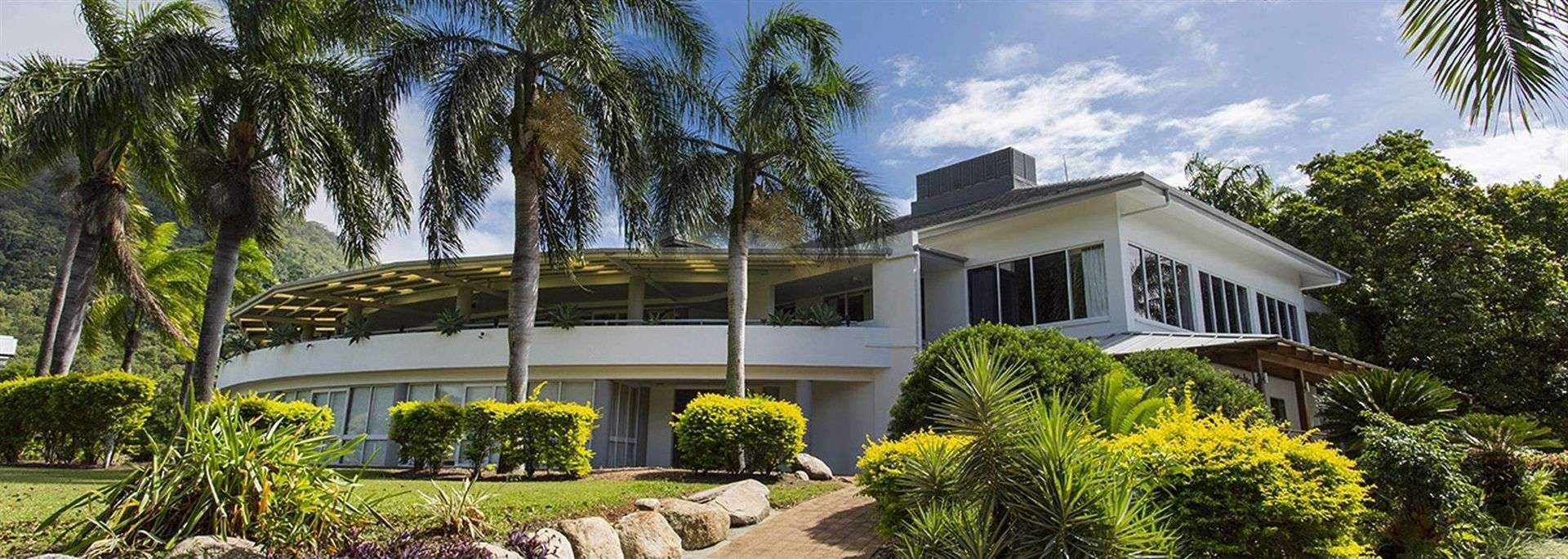 Hotel Grand Chancellor Palm Cove Exterior photo