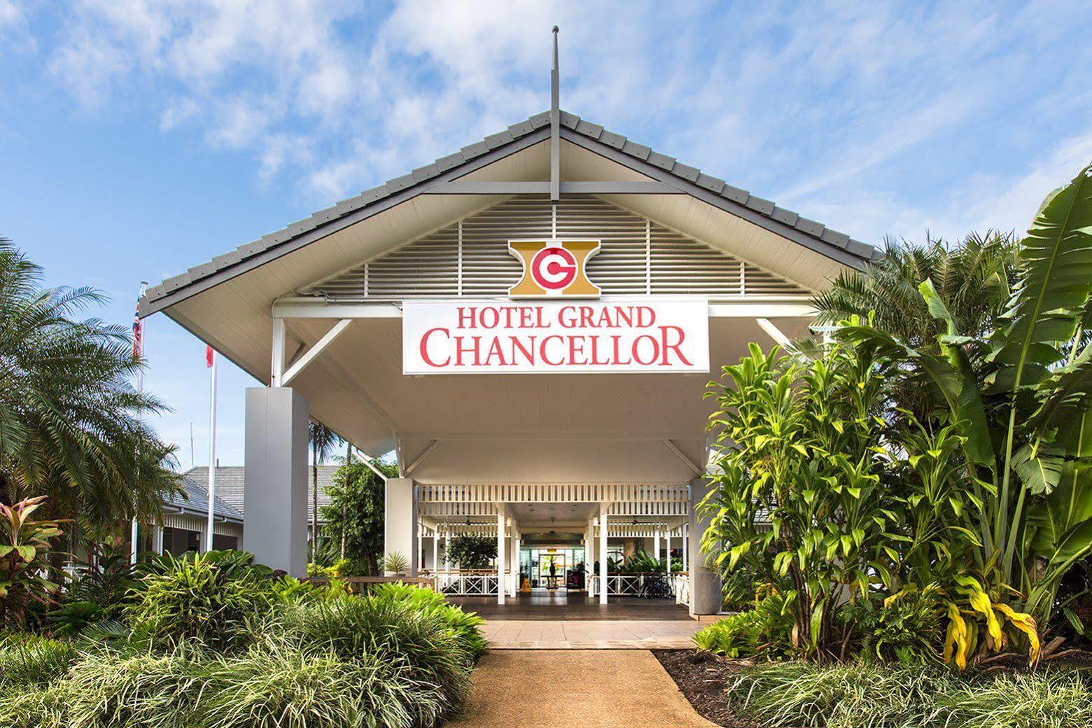 Hotel Grand Chancellor Palm Cove Exterior photo