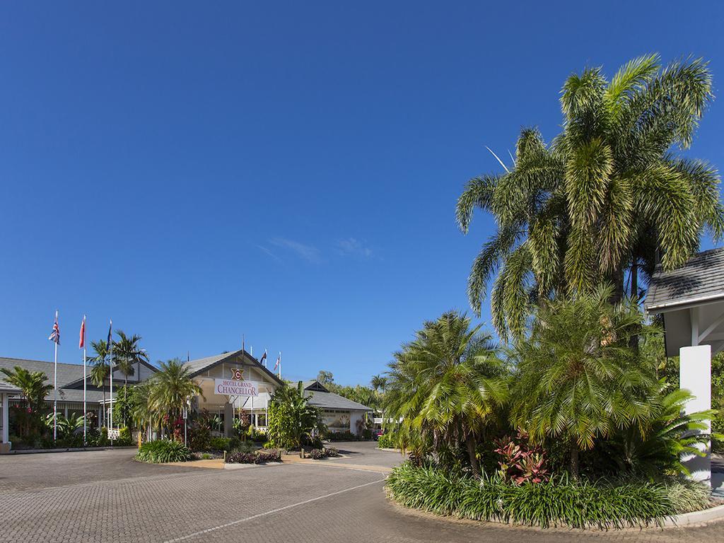 Hotel Grand Chancellor Palm Cove Exterior photo
