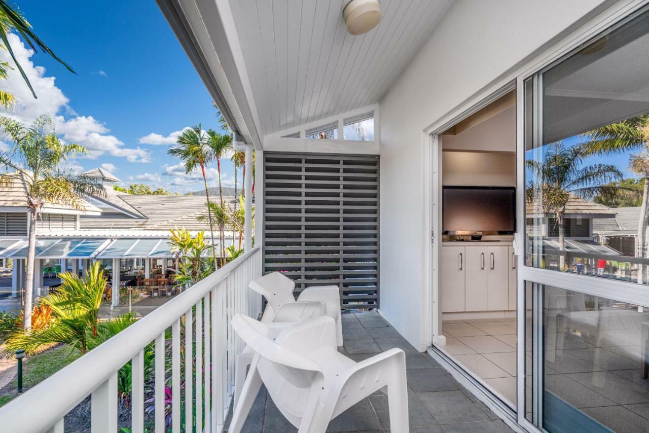 Hotel Grand Chancellor Palm Cove Exterior photo